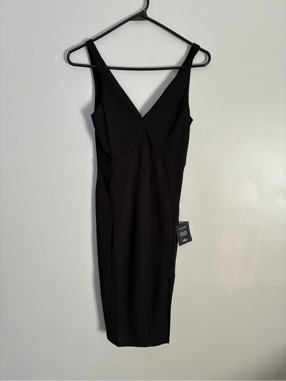 Lulu's Sleek Black Midi V-Neck Dress women’s s